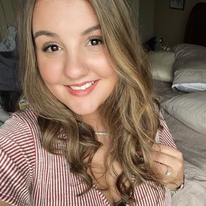 Meet your Posher, Brianne